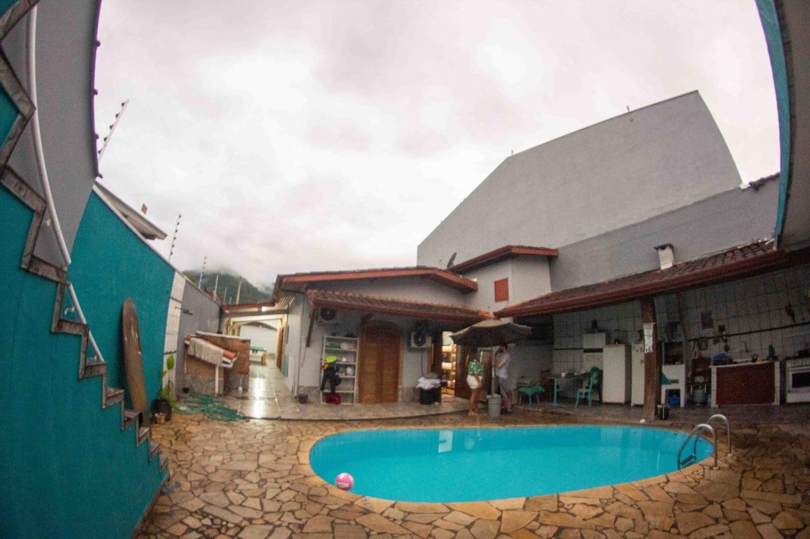 Casa 51 Hostel Ubatuba Bagian luar foto