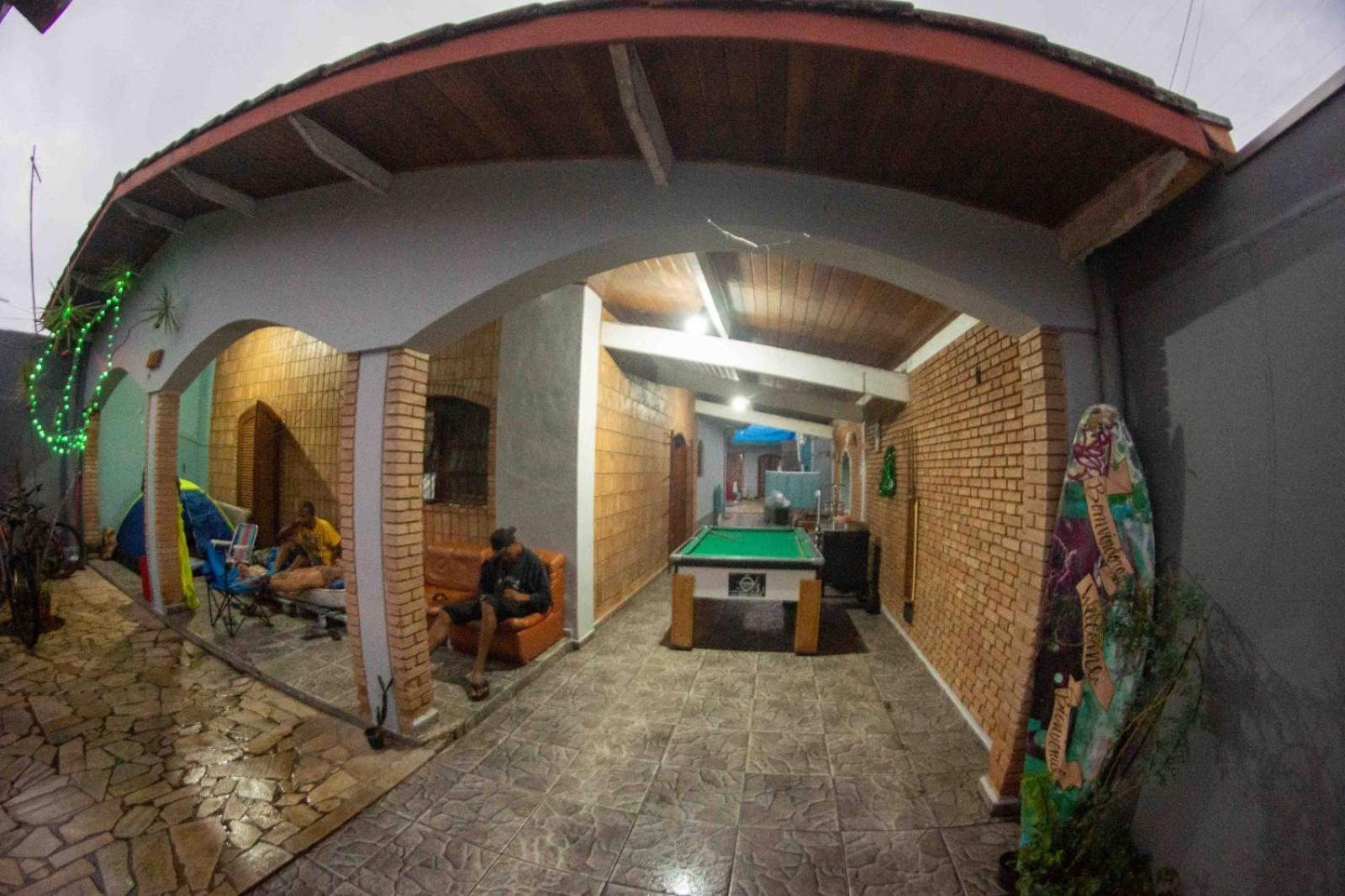 Casa 51 Hostel Ubatuba Bagian luar foto